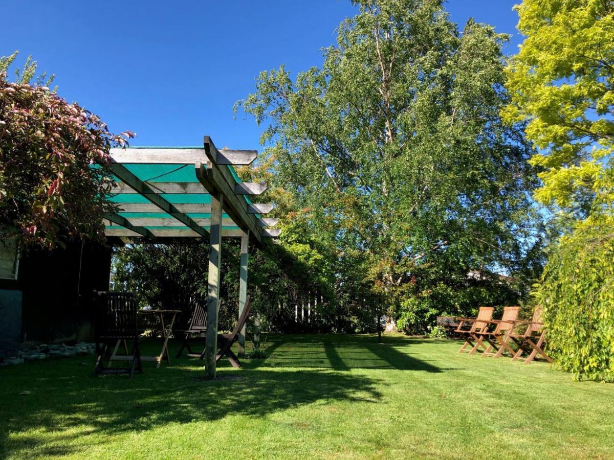 High Country Cottage Twizel Bagian luar foto
